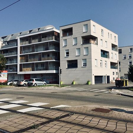 Le T2 Appartement Moderne Avec Terrasse Et Parking ستراسبورغ المظهر الخارجي الصورة